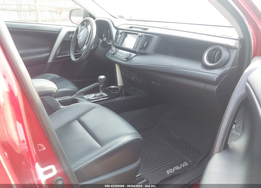 2017 TOYOTA RAV4 VIN: 2T3DFREV1HW636264