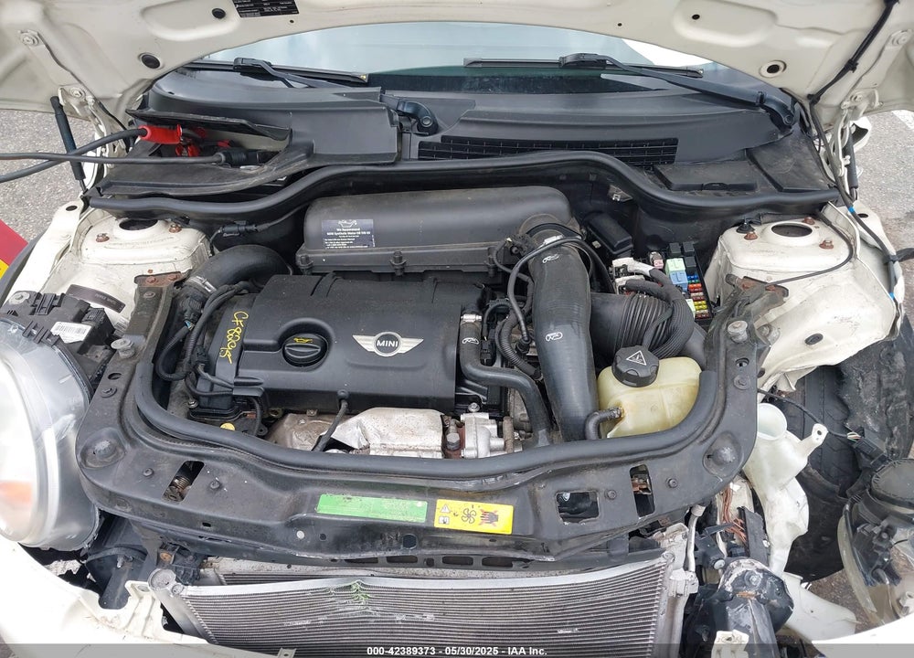 2011 MINI COOPER S VIN: WMWZP3C57BTX82937