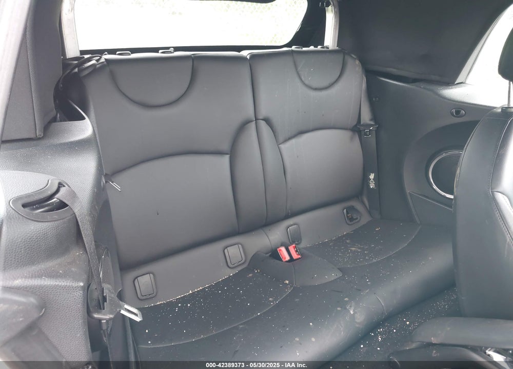 2011 MINI COOPER S VIN: WMWZP3C57BTX82937