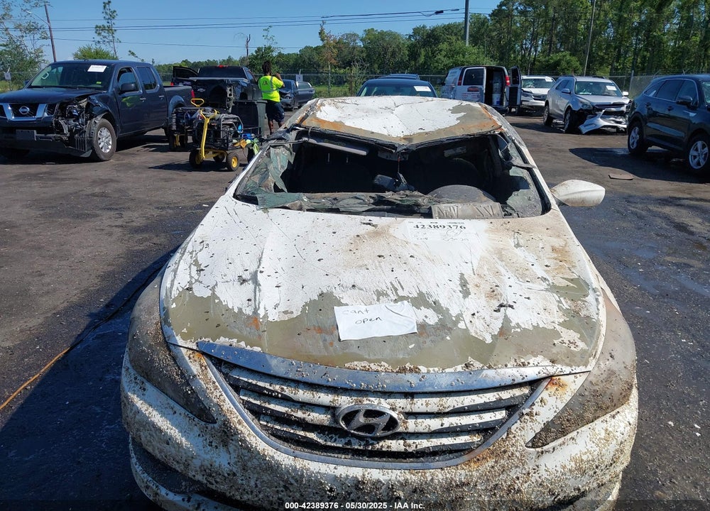 2014 HYUNDAI SONATA VIN: 5NPEB4AC7EH838892