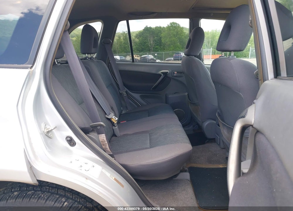 2003 TOYOTA RAV4 VIN: JTEHH20V930250551