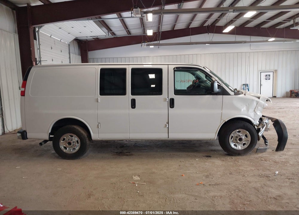 2022 CHEVROLET EXPRESS CARGO RWD 2500 REGULAR WHEELBASE WT VIN: 1GCWGAFP4N1155524