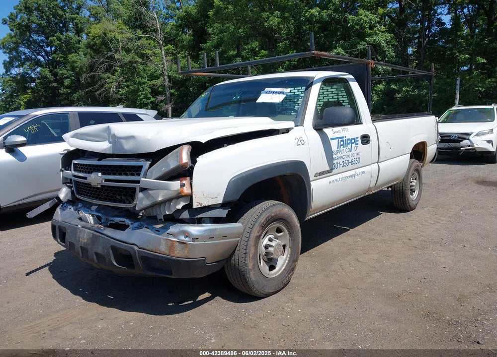 2007 CHEVROLET SILVERADO 2500HD CLASSIC WORK TRUCK VIN: 1GCHC24U07E113558