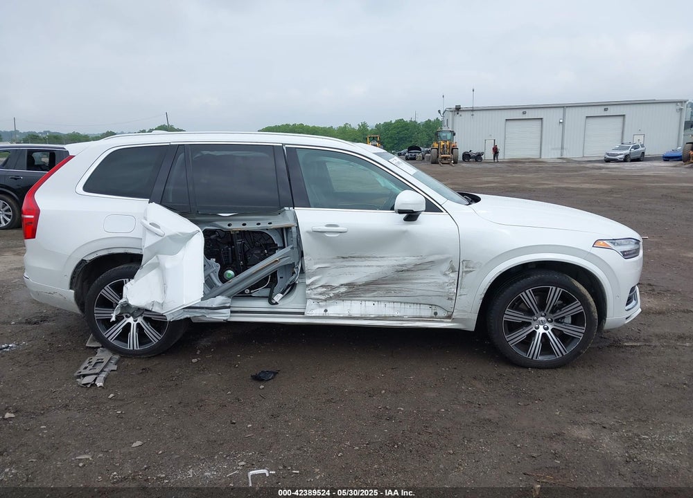 2023 VOLVO XC90 RECHARGE PLUG-IN HYBRID T8 PLUS 6-SEATER VIN: YV4H600N2P1975520
