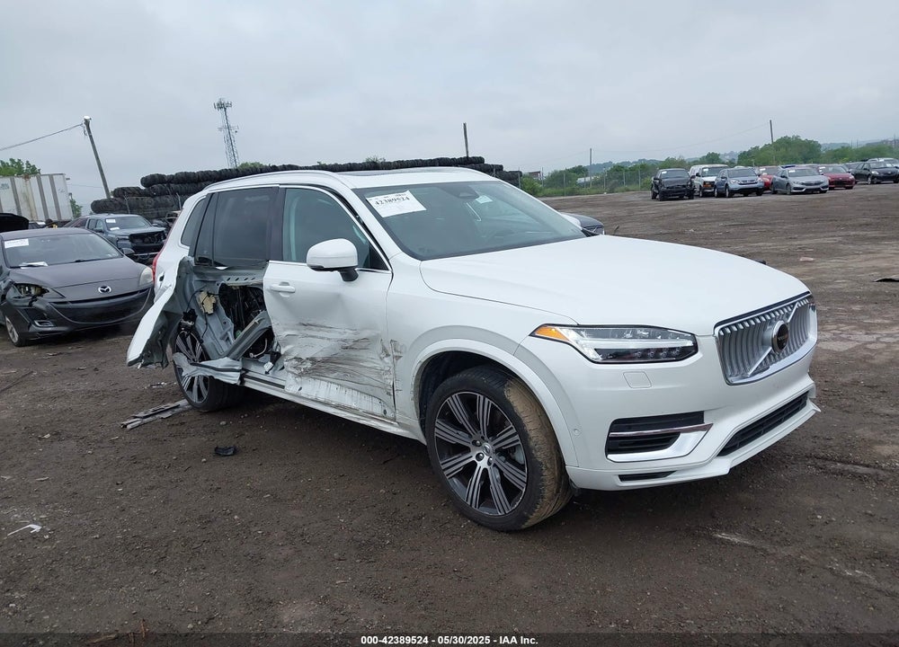 2023 VOLVO XC90 RECHARGE PLUG-IN HYBRID T8 PLUS 6-SEATER VIN: YV4H600N2P1975520