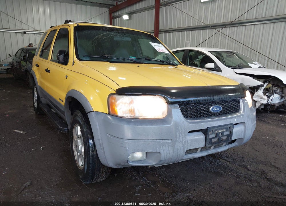 2001 FORD ESCAPE XLT VIN: 1FMCU04111KB81728