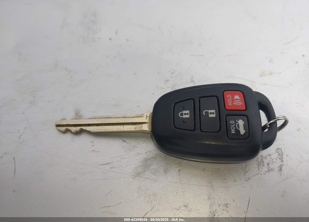 2016 TOYOTA CAMRY SE VIN: 4T1BF1FK1GU243546