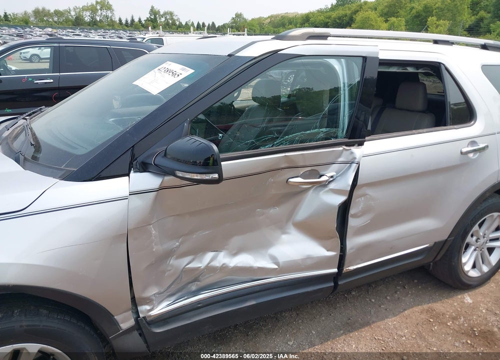 2015 FORD EXPLORER VIN: 1FM5K7D85FGB92178