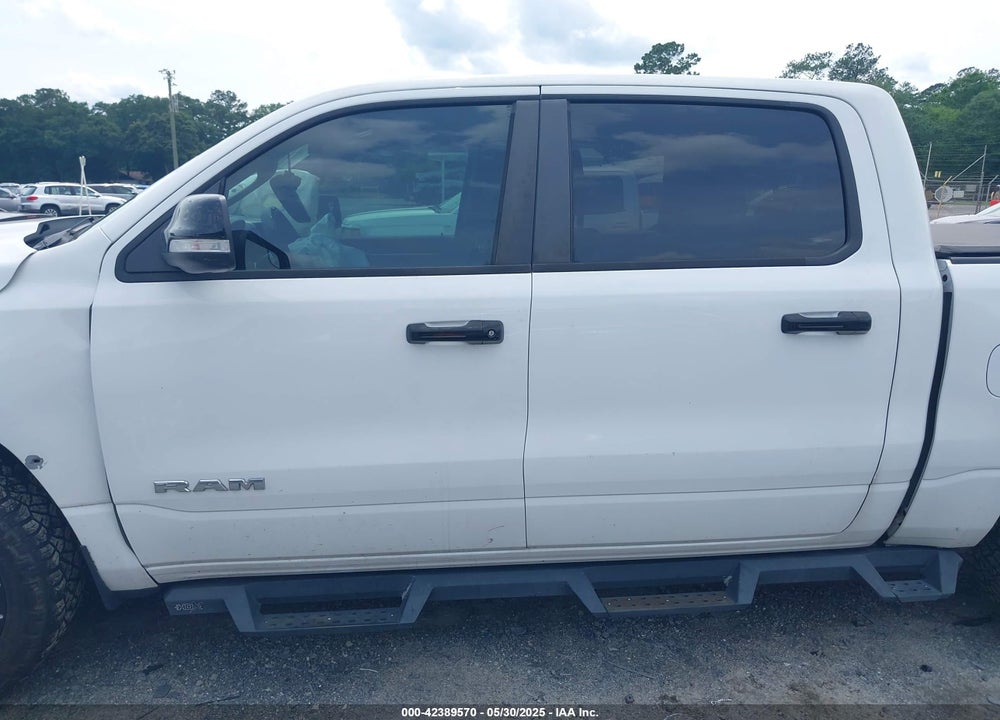 2019 RAM 1500 VIN: 1C6RREFT5KN869489