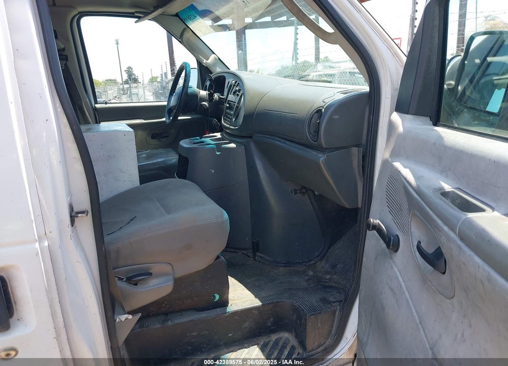 2005 FORD E-350 SUPER DUTY COMMERCIAL/RECREATIONAL VIN: 1FTSS34S75HA47907