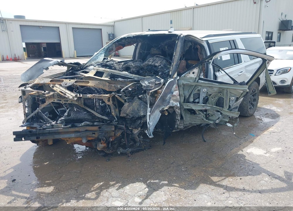 2017 CHEVROLET SUBURBAN VIN: 1GNSKHKC3HR111469