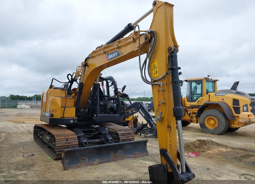 2021 SANY SY155U COMPACT EXCAVATOR VIN: SY015GCB32818