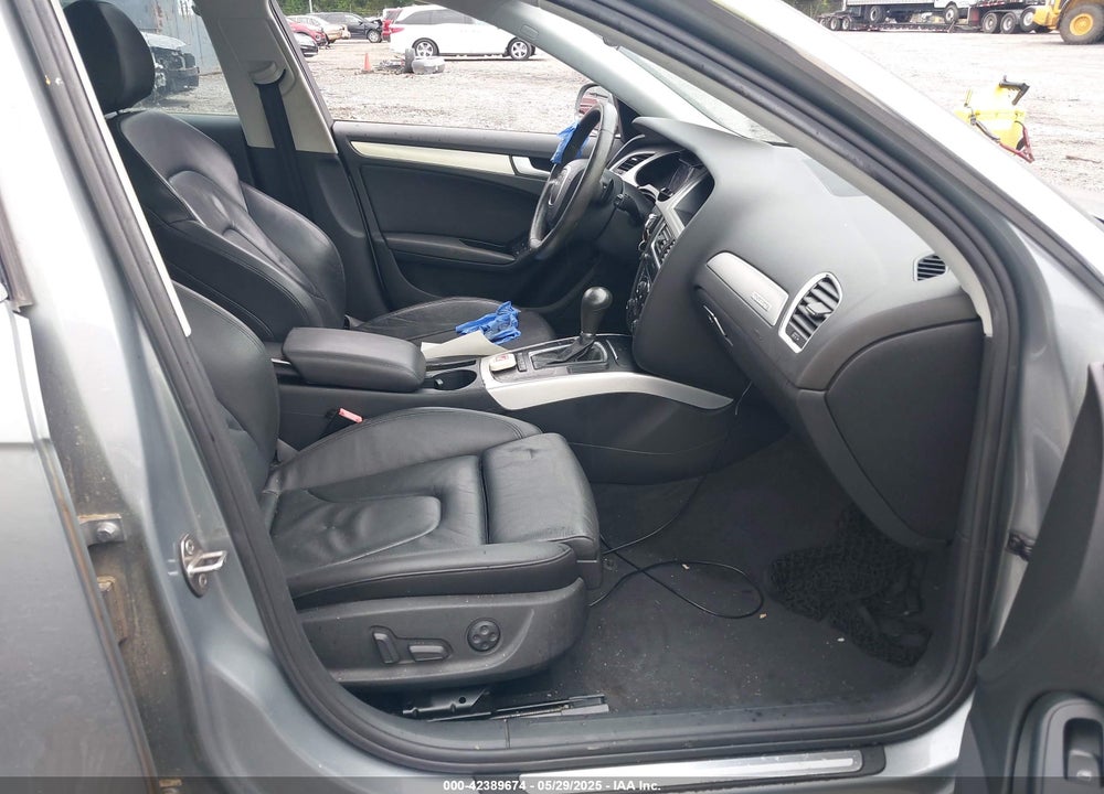 2010 AUDI A4 2.0T PREMIUM VIN: WAUFFAFL6AN057496