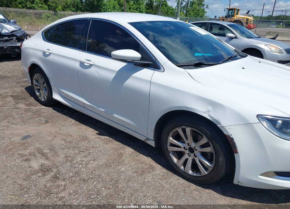 2016 CHRYSLER 200 VIN: 1C3CCCAB2GN159948