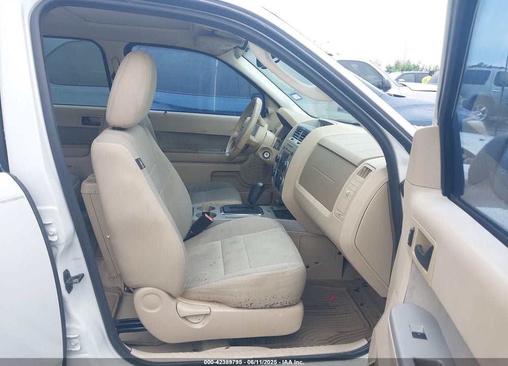 2011 FORD ESCAPE XLT VIN: 1FMCU0DG6BKA86863