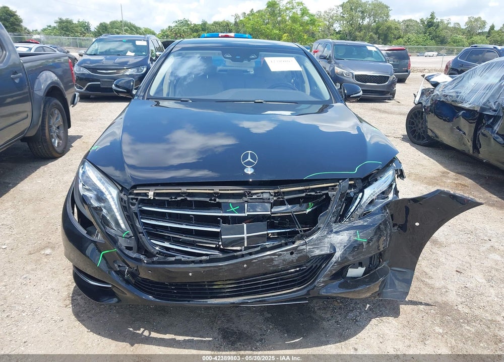 2016 MERCEDES-BENZ S 550 4MATIC VIN: WDDUG8FB6GA235985