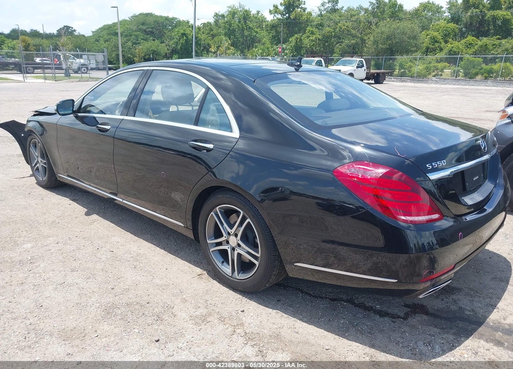 2016 MERCEDES-BENZ S 550 4MATIC VIN: WDDUG8FB6GA235985