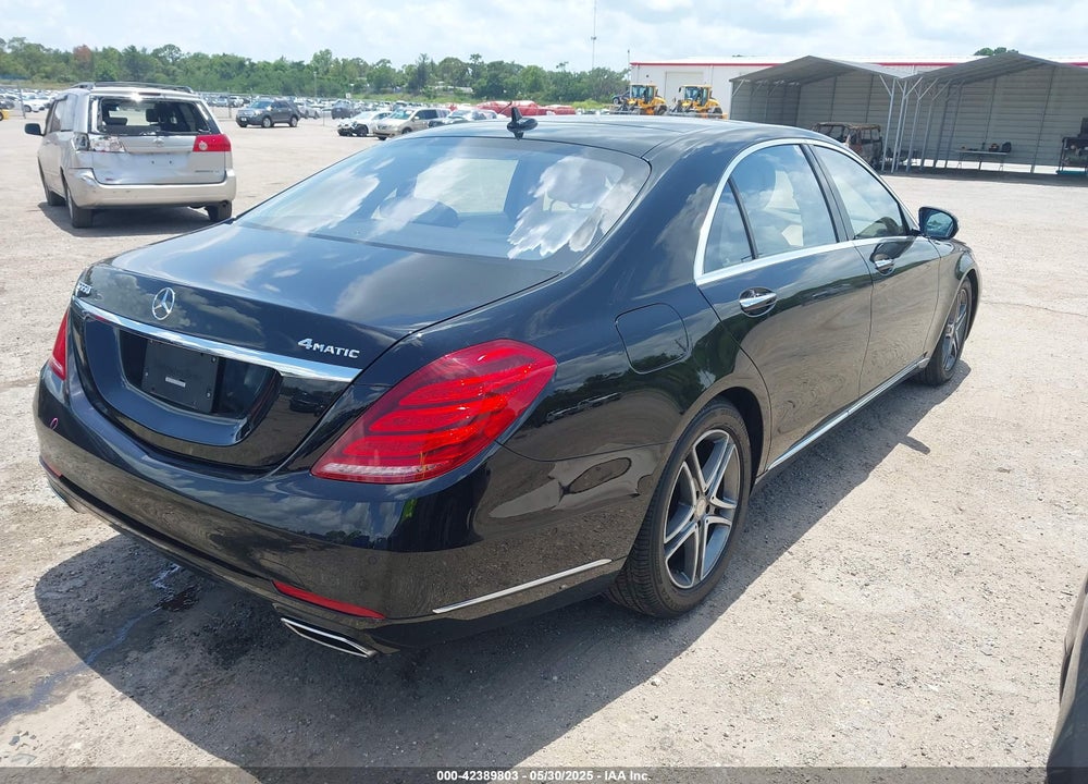2016 MERCEDES-BENZ S 550 4MATIC VIN: WDDUG8FB6GA235985