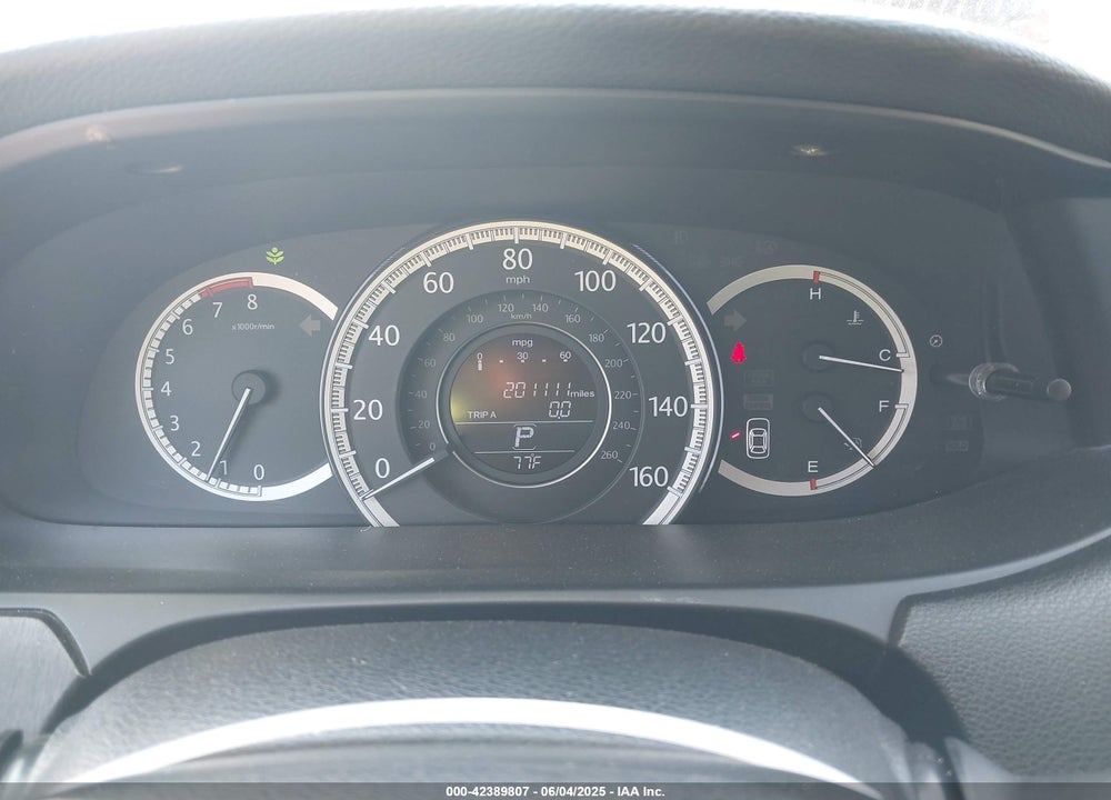 2013 HONDA ACCORD VIN: 1HGCR2F81DA086528