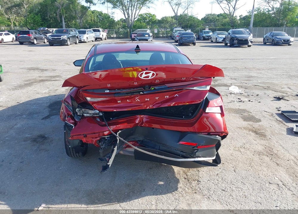 2024 HYUNDAI ELANTRA SEL VIN: KMHLM4DG3RU771313