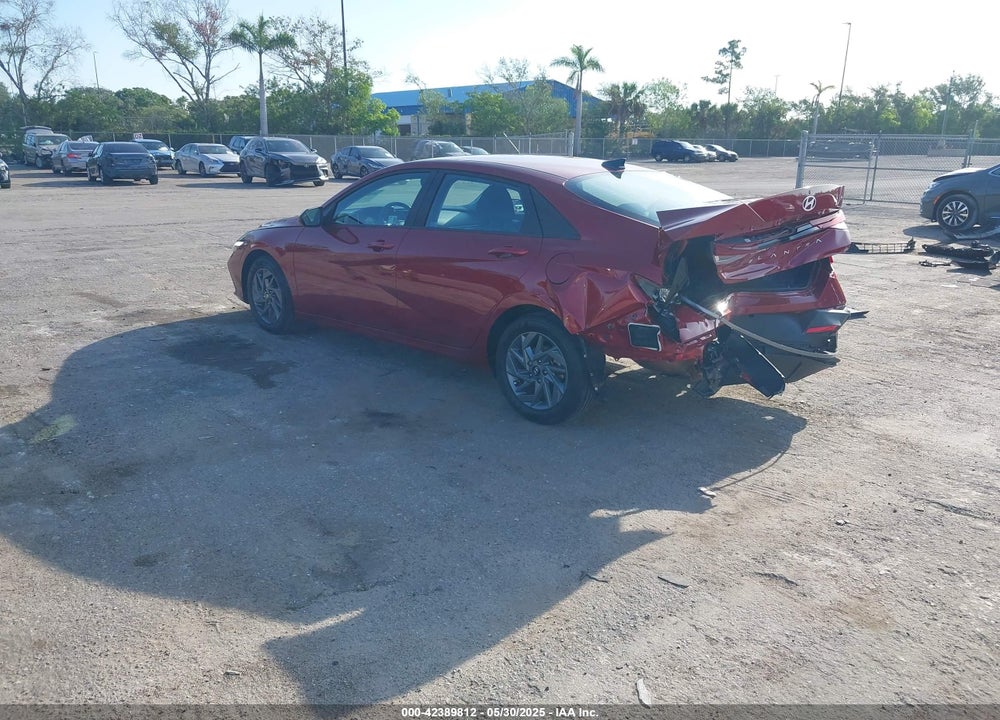 2024 HYUNDAI ELANTRA SEL VIN: KMHLM4DG3RU771313