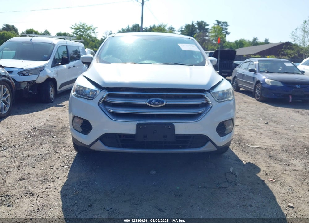 2017 FORD ESCAPE VIN: 1FMCU9GD2HUD80571
