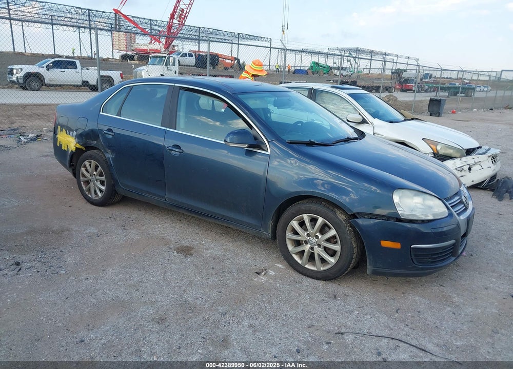 2010 VOLKSWAGEN JETTA VIN: 3VWRX7AJ9AM018530