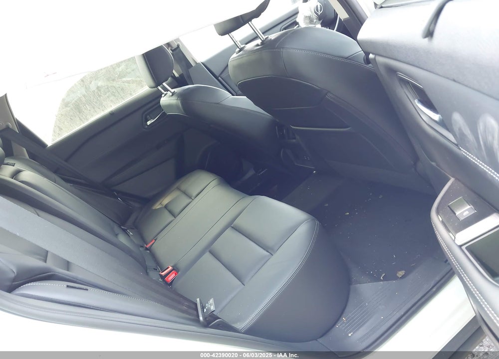 2025 NISSAN ROGUE VIN: JN8BT3CB2SW411130