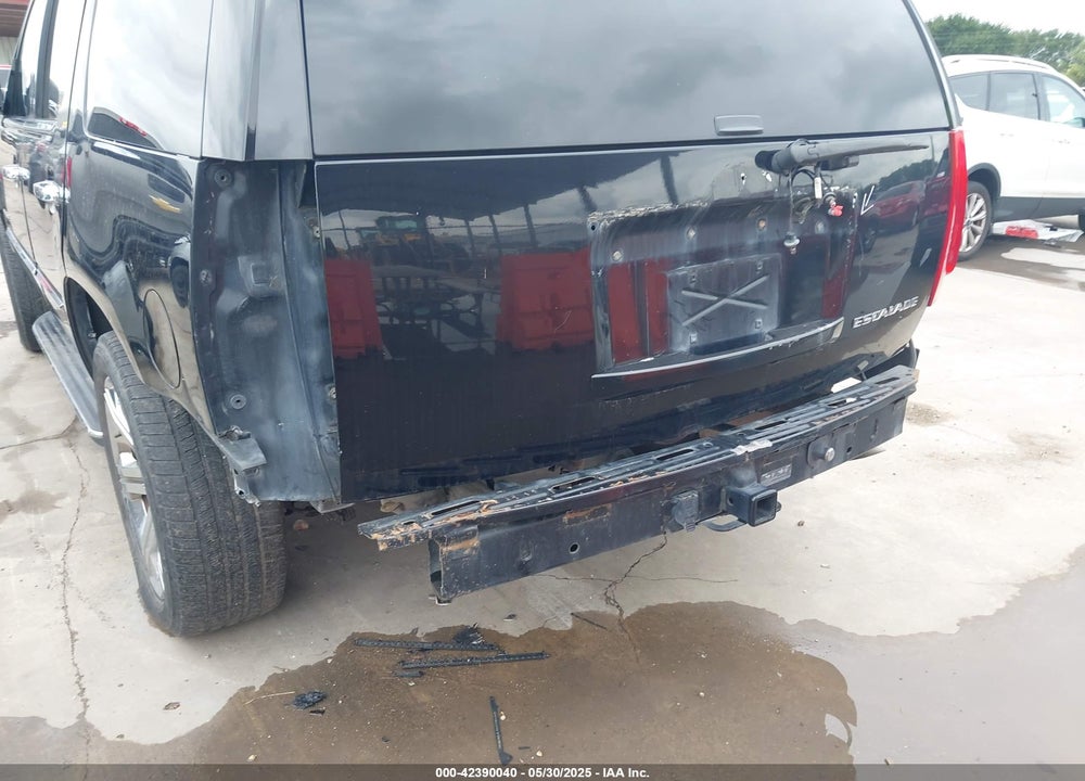 2013 CADILLAC ESCALADE VIN: 1GYS3BEFXDR127777