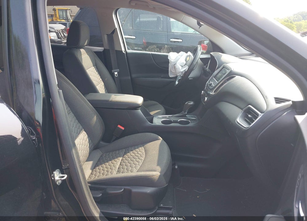 2019 CHEVROLET EQUINOX LT VIN: 2GNAXUEV6K6208588