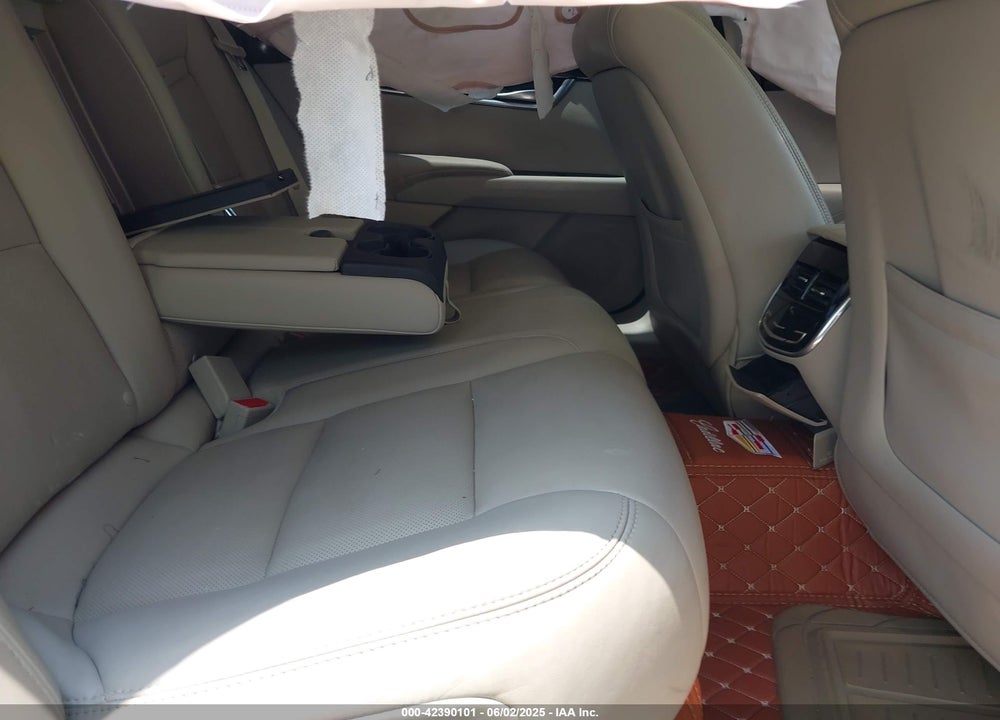 2013 CADILLAC XTS VIN: 2G61S5S35D9137226
