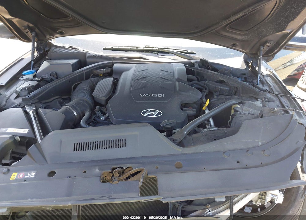 2016 HYUNDAI GENESIS VIN: KMHGN4JE3GU134405