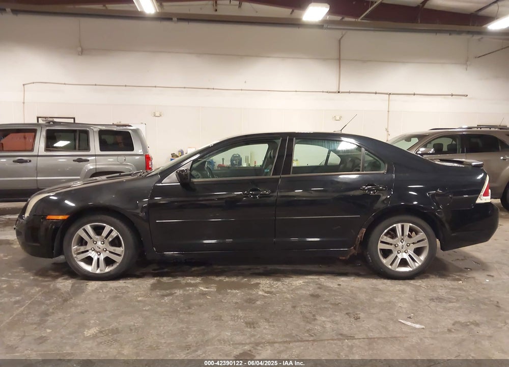 2007 FORD FUSION VIN: 3FAHP07Z47R231275