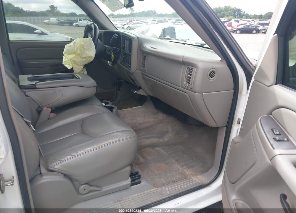 2005 GMC SIERRA 1500 SLE VIN: 2GTEK13T851282721