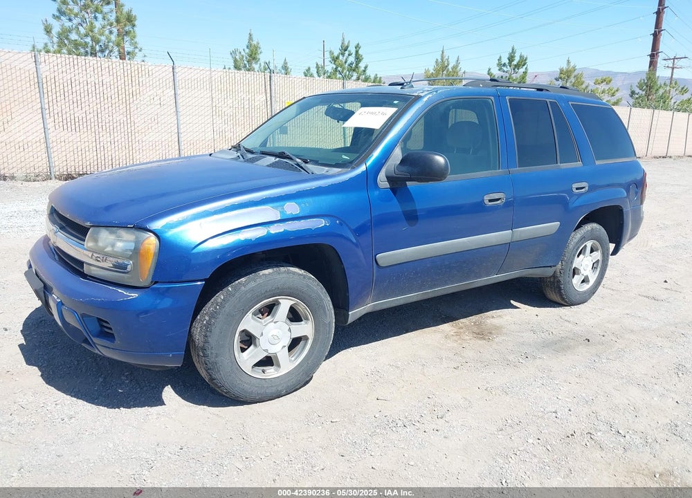 2005 CHEVROLET TRAILBLAZER VIN: 1GNOT135152152139