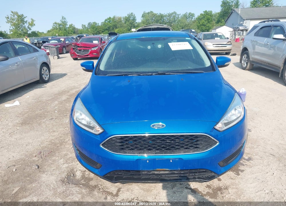 2015 FORD FOCUS SE VIN: 1FADP3F25FL230220
