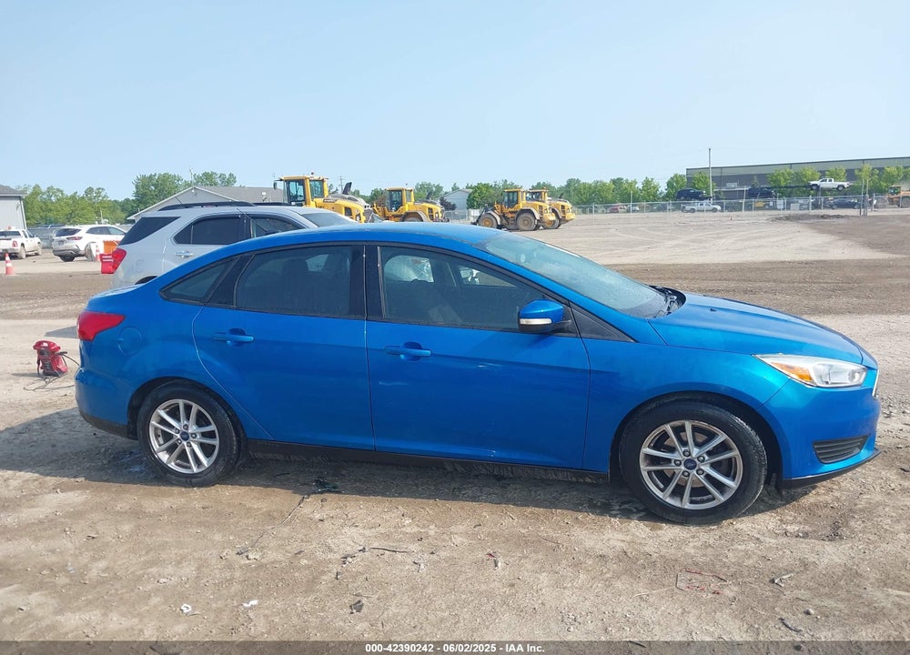 2015 FORD FOCUS SE VIN: 1FADP3F25FL230220