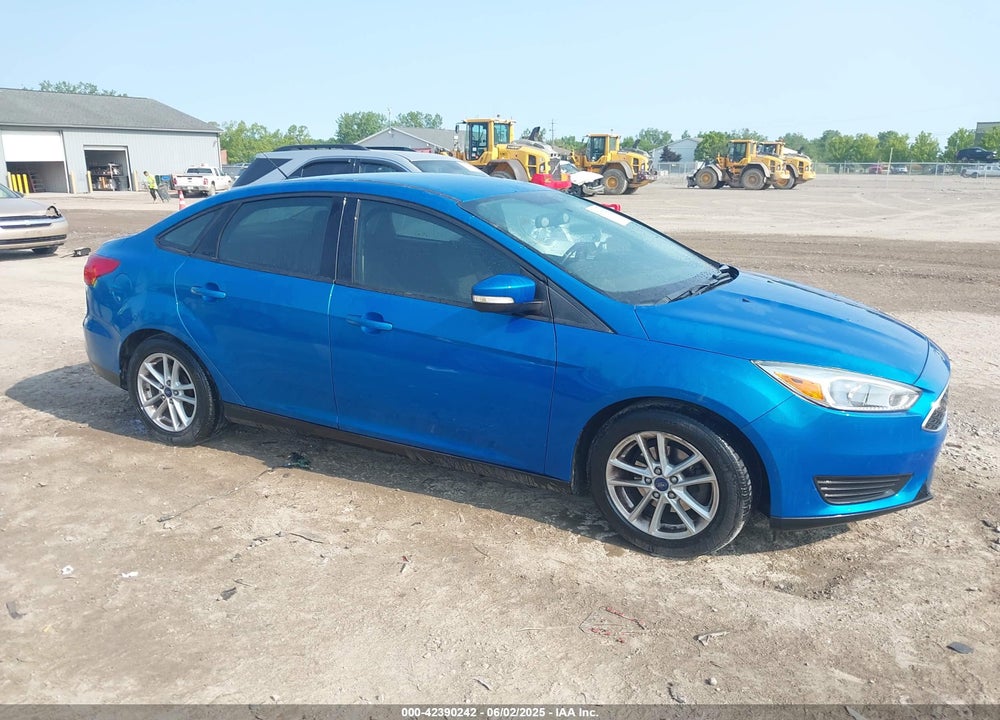 2015 FORD FOCUS SE VIN: 1FADP3F25FL230220