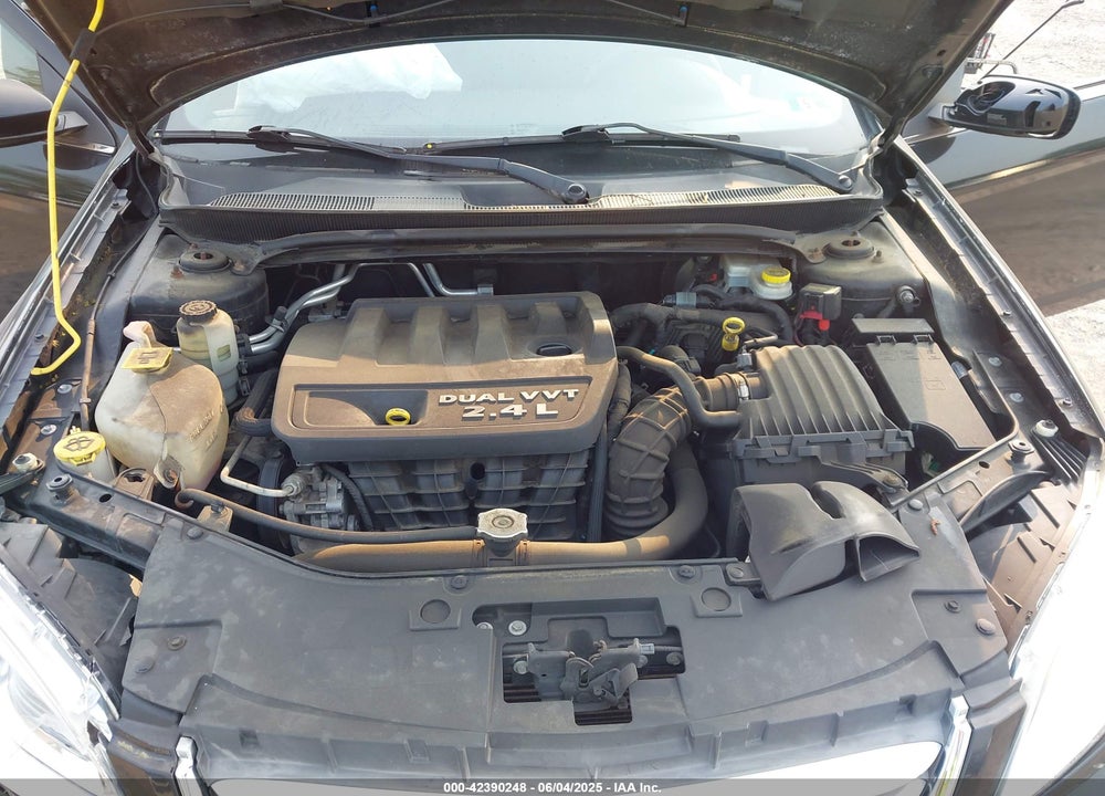 2012 CHRYSLER 200 VIN: 1C3CCBAB0CN184349