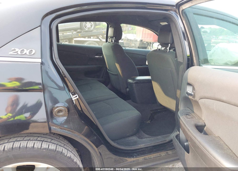 2012 CHRYSLER 200 VIN: 1C3CCBAB0CN184349