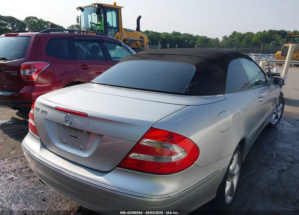2005 MERCEDES-BENZ CLK 320 VIN: WDBTK65J85F150968