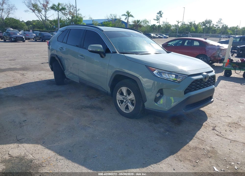 2020 TOYOTA RAV4 XLE VIN: 2T3W1RFV0LC067410