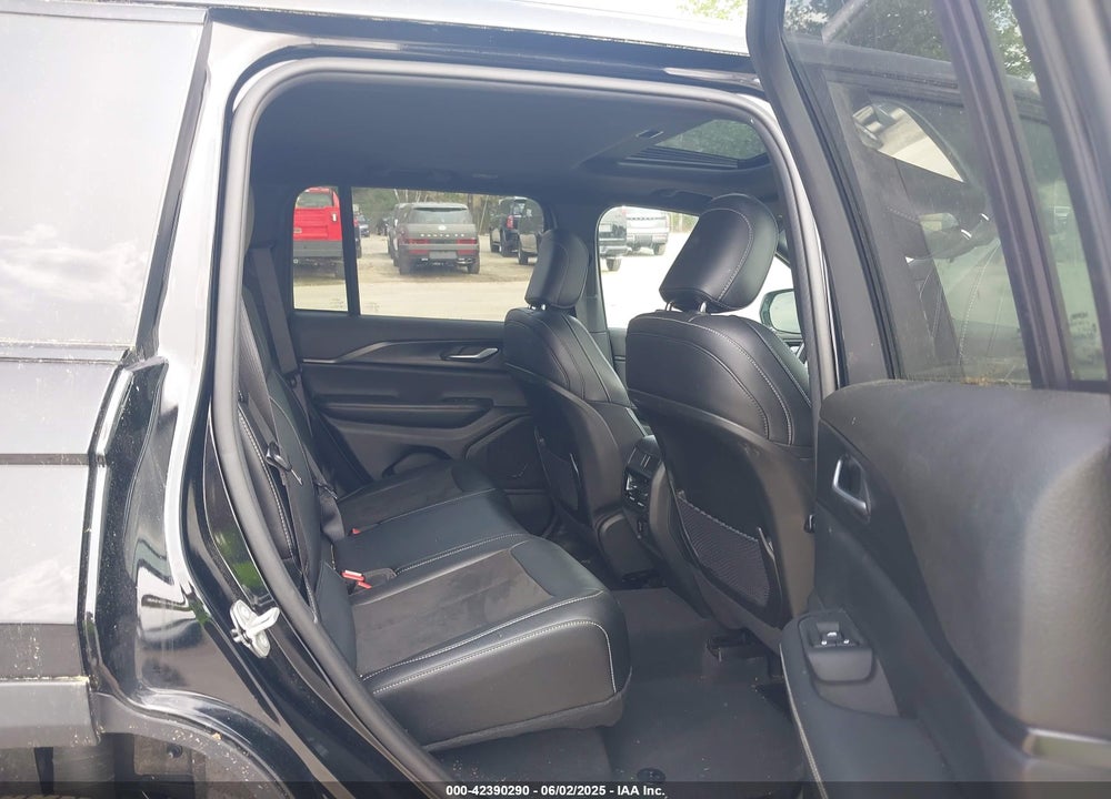 2023 JEEP GRAND CHEROKEE VIN: 1C4RJHAG2PC660094
