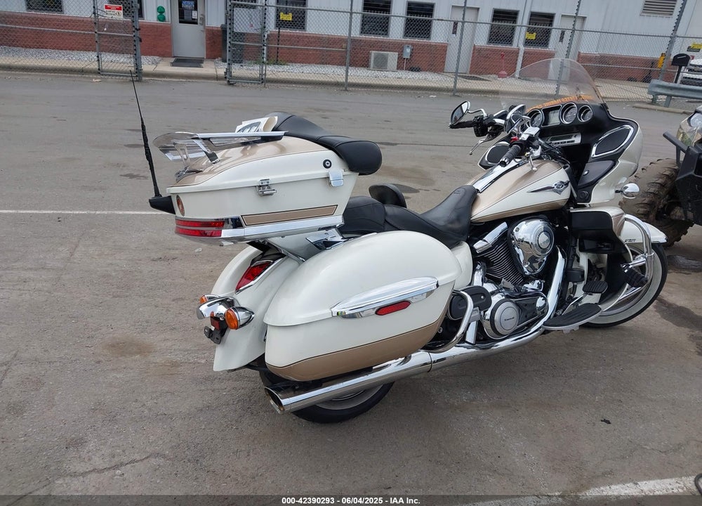 2012 KAWASAKI VN1700 B VIN: JKBVNRB12CA005660
