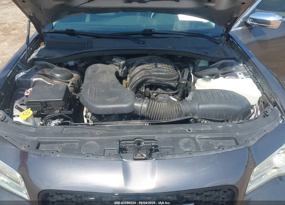 2019 CHRYSLER 300 VIN: 2C3CCAEG8KH534284