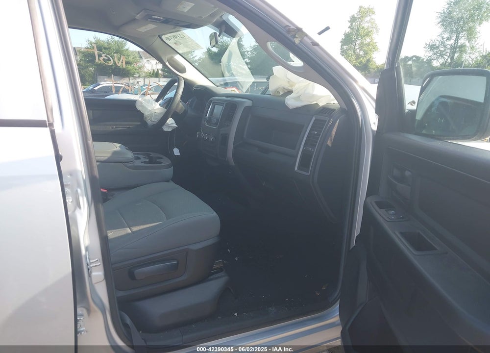 2017 RAM 1500 VIN: 1C6RR7FT0HS853934