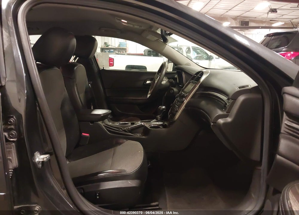 2015 CHEVROLET MALIBU VIN: 1G11C5SL3FF310173