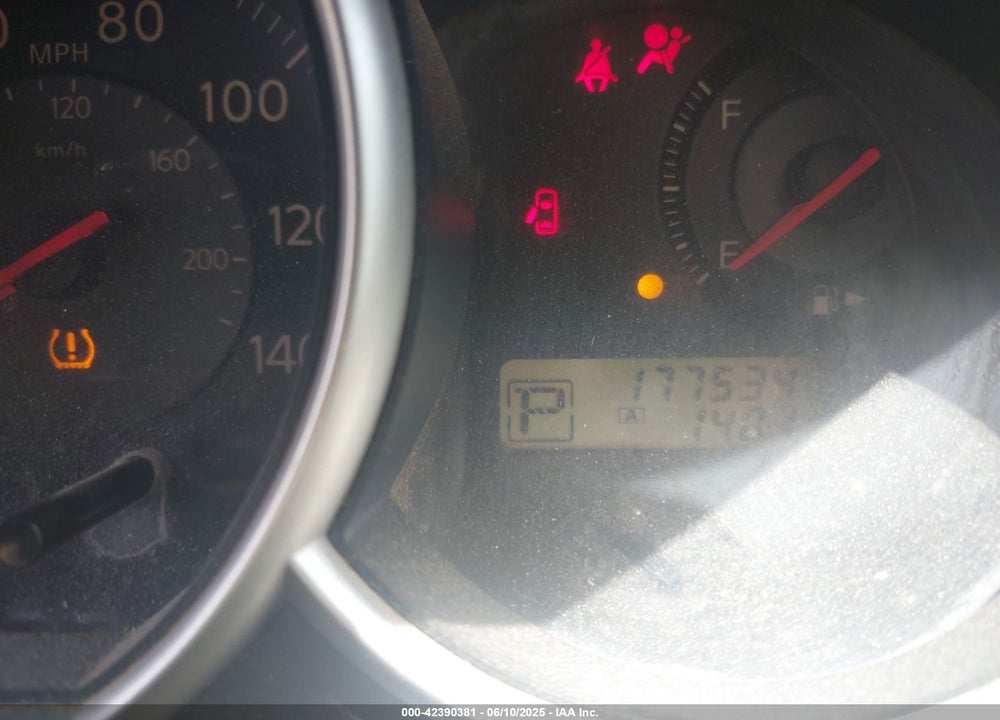 2009 NISSAN VERSA VIN: 3N1BC11E49L453900