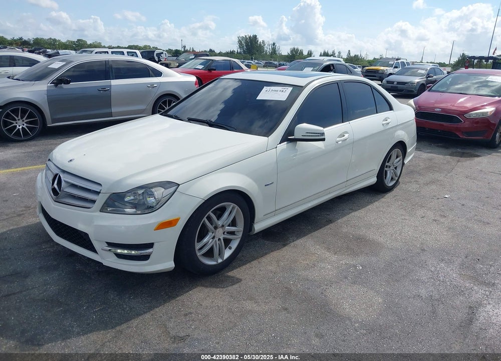 2012 MERCEDES-BENZ C CLASS VIN: WDDGF4HB3CA638628