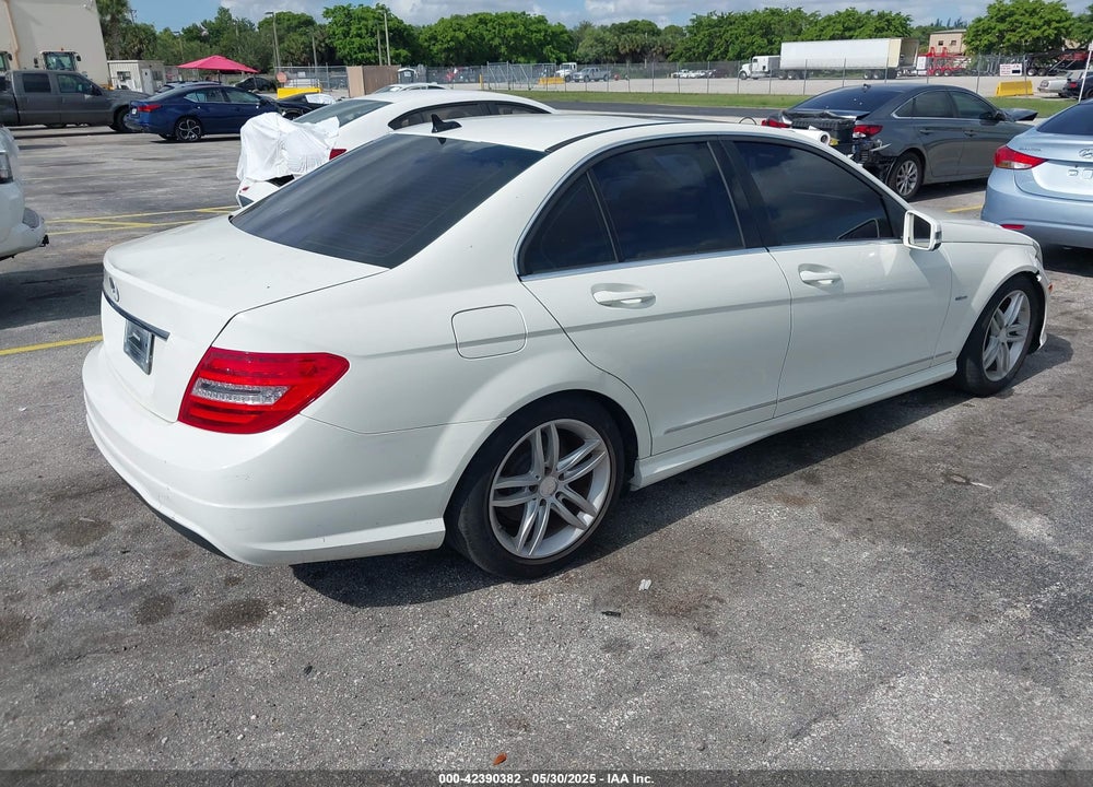 2012 MERCEDES-BENZ C CLASS VIN: WDDGF4HB3CA638628
